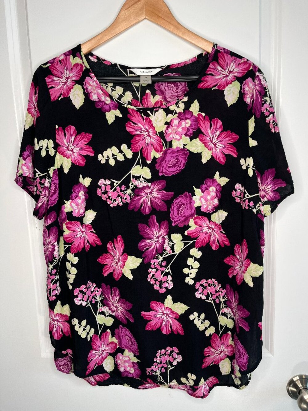 C J Banks Colorful Floral Rayon Top Size 1X Short Sleeve Round Neck Lightweight
